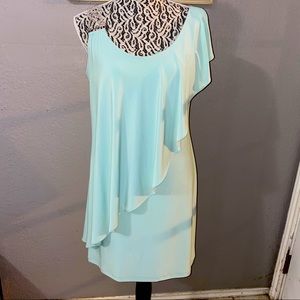 Women’s Semi-Formal Dress